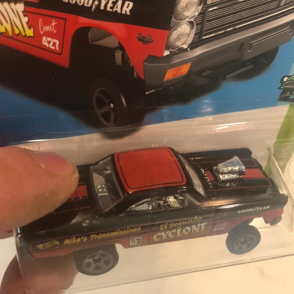 Hot Wheels '65 Mercury Comet Cyclone Die-Cast Car
